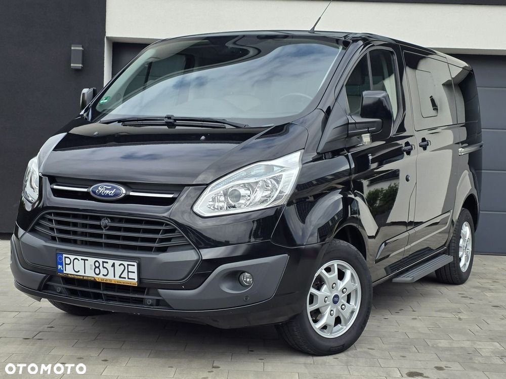 Ford Tourneo Custom - 36