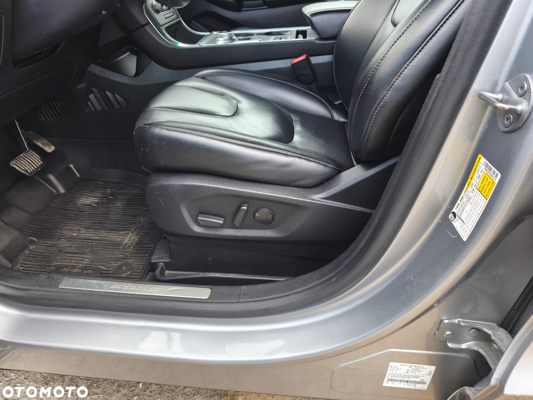 Ford Edge - 21