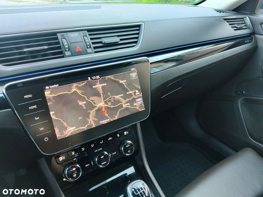 Skoda Superb 2.0 TDI L&K - 28