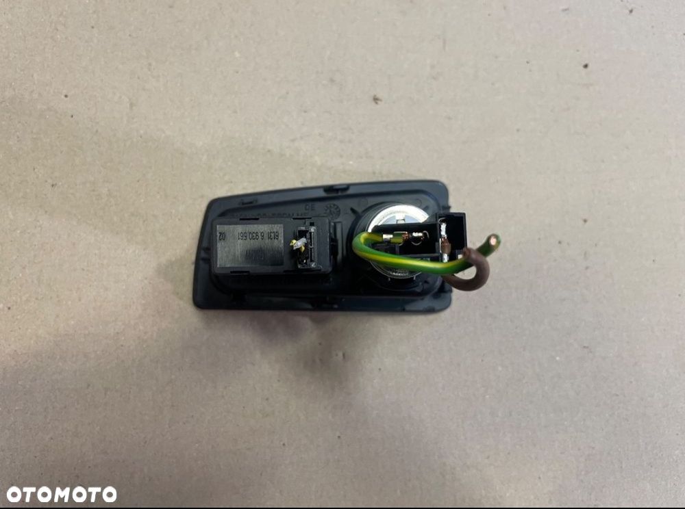 6930561 gniazdo aux bmw 1 e87 mini - 2