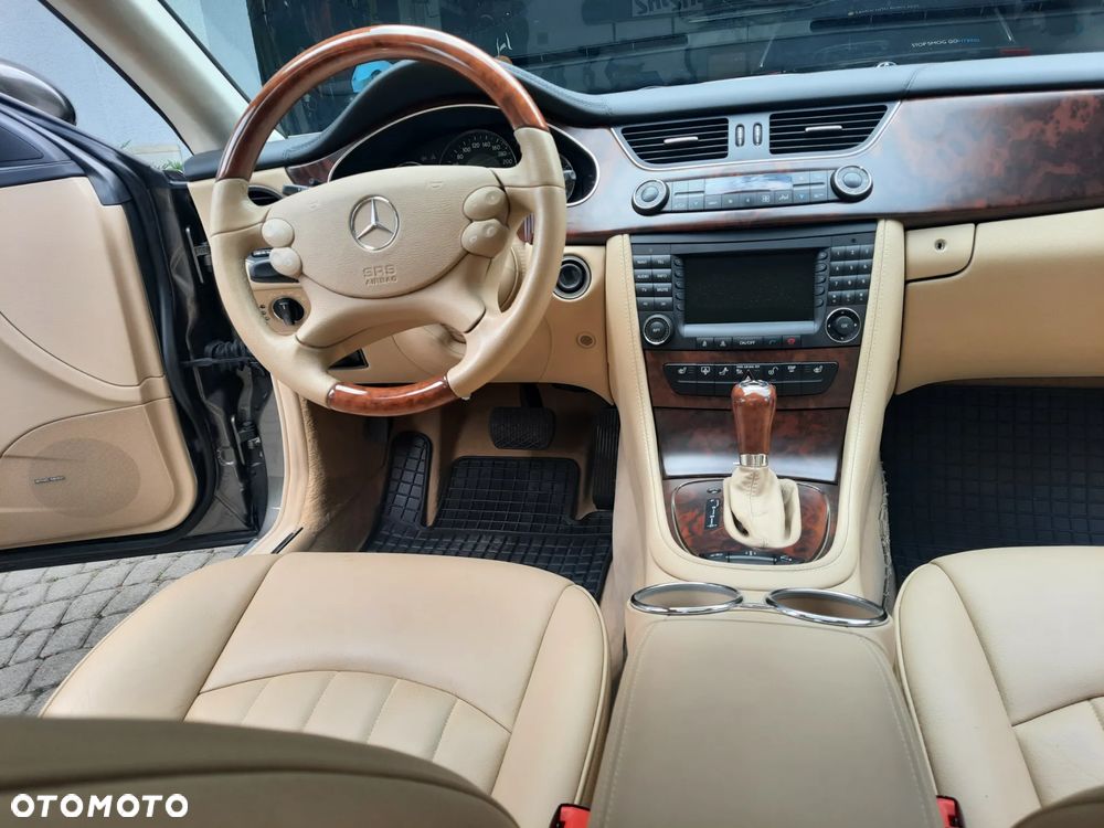 Mercedes-Benz CLS 500 7G-TRONIC - 28