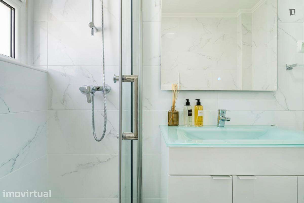 Apartamento com 2 quartos - localizado em Cascais Lisbon - Grande imagem: 4/46