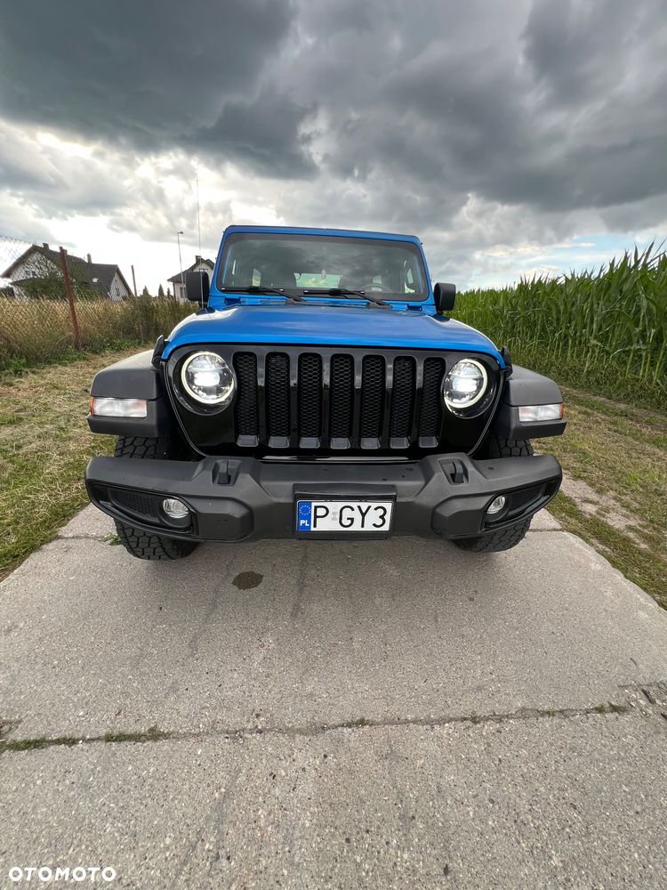 Jeep Wrangler - 27
