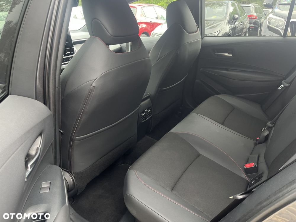 Toyota Corolla 1.8 Hybrid GR Sport - 11