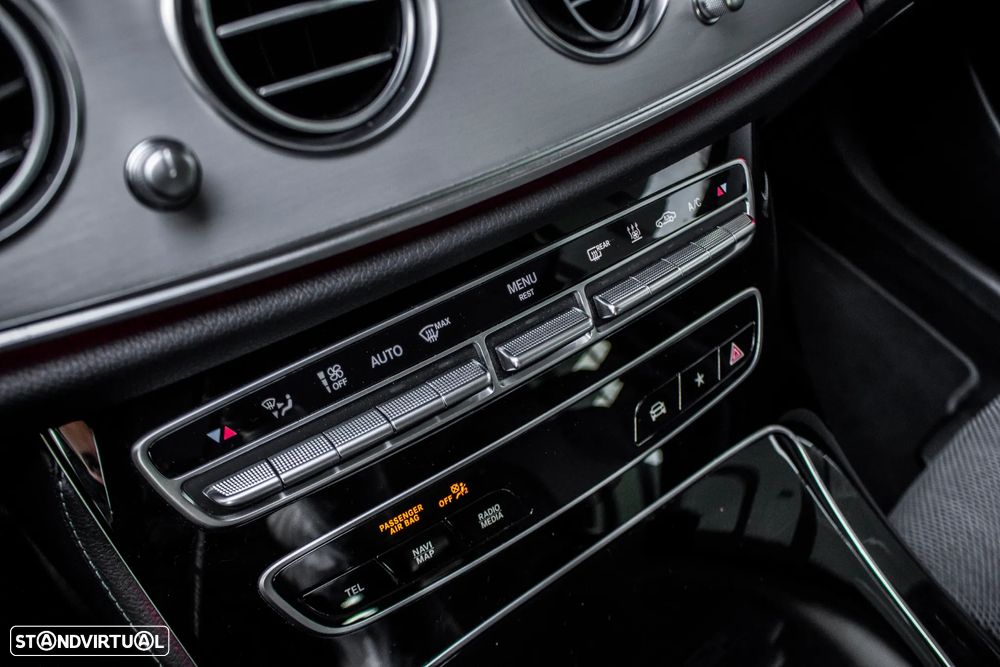 Mercedes-Benz E 300 de Avantgarde 4Matic - 24