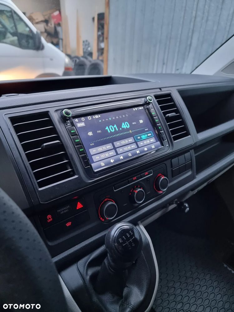 Volkswagen TRANSPORTER T6 - 8