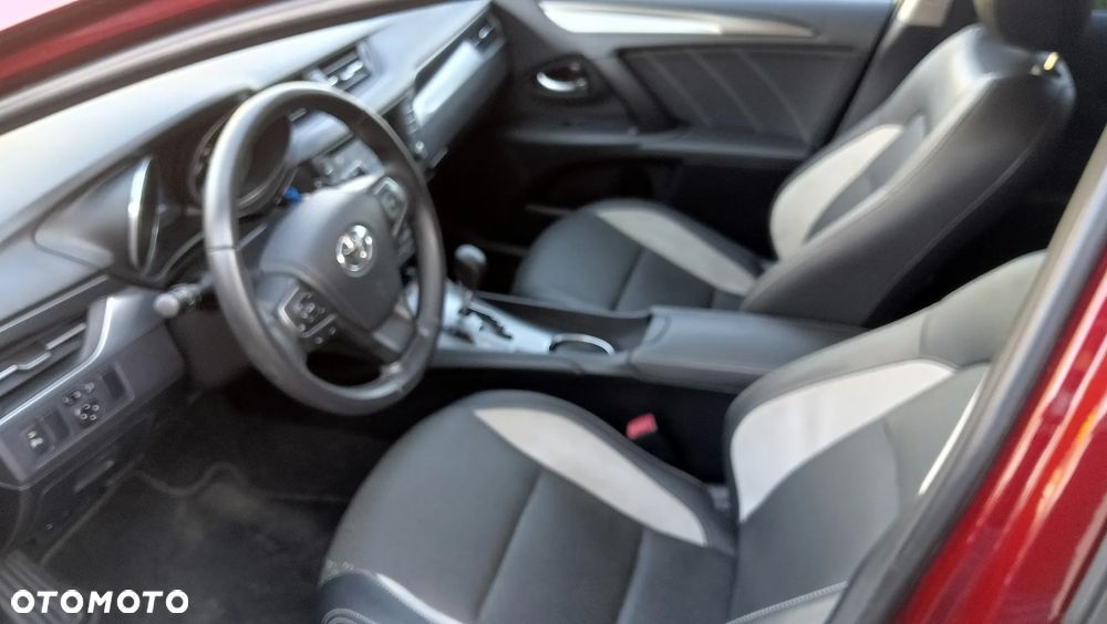 Toyota Avensis 1.8 Business Edition MS - 10