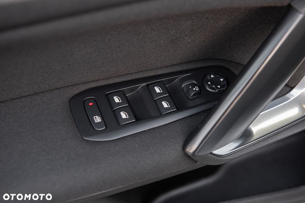 Peugeot 308 1.5 BlueHDi Allure Pack S&S - 17