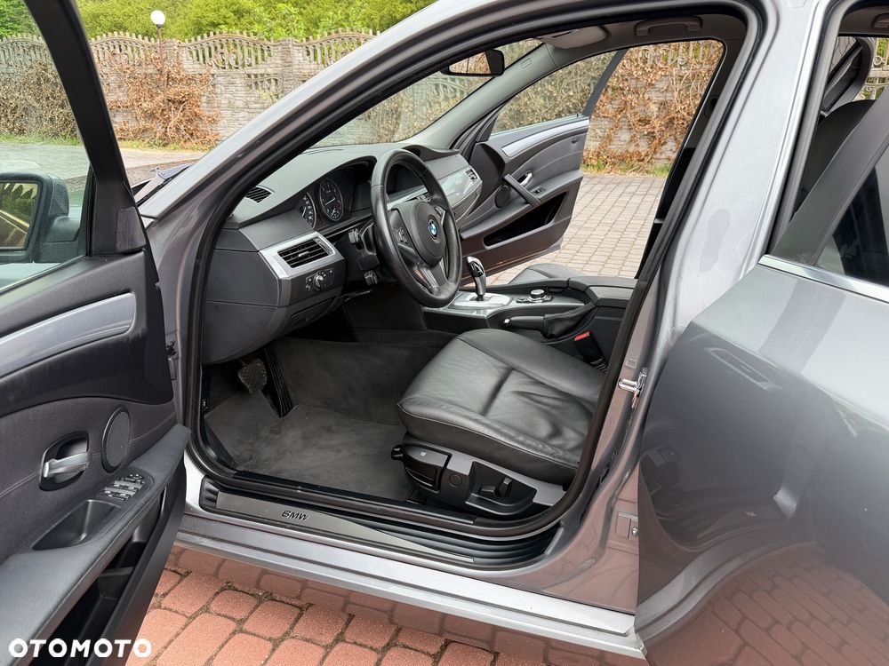 BMW Seria 5 525d Edition Lifestyle - 19