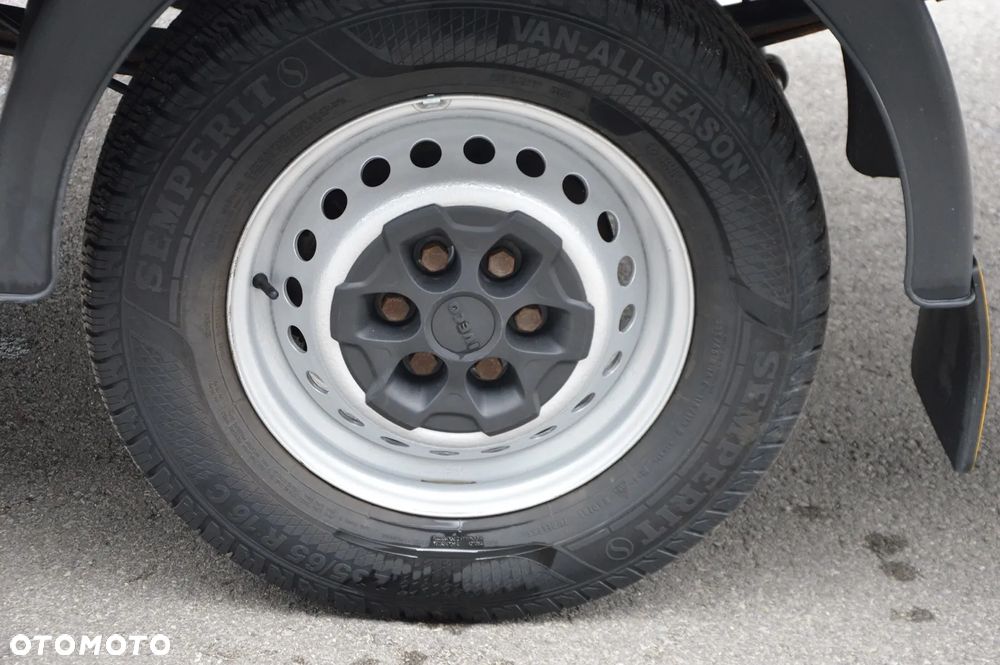Iveco DAILY 35s140 - 37