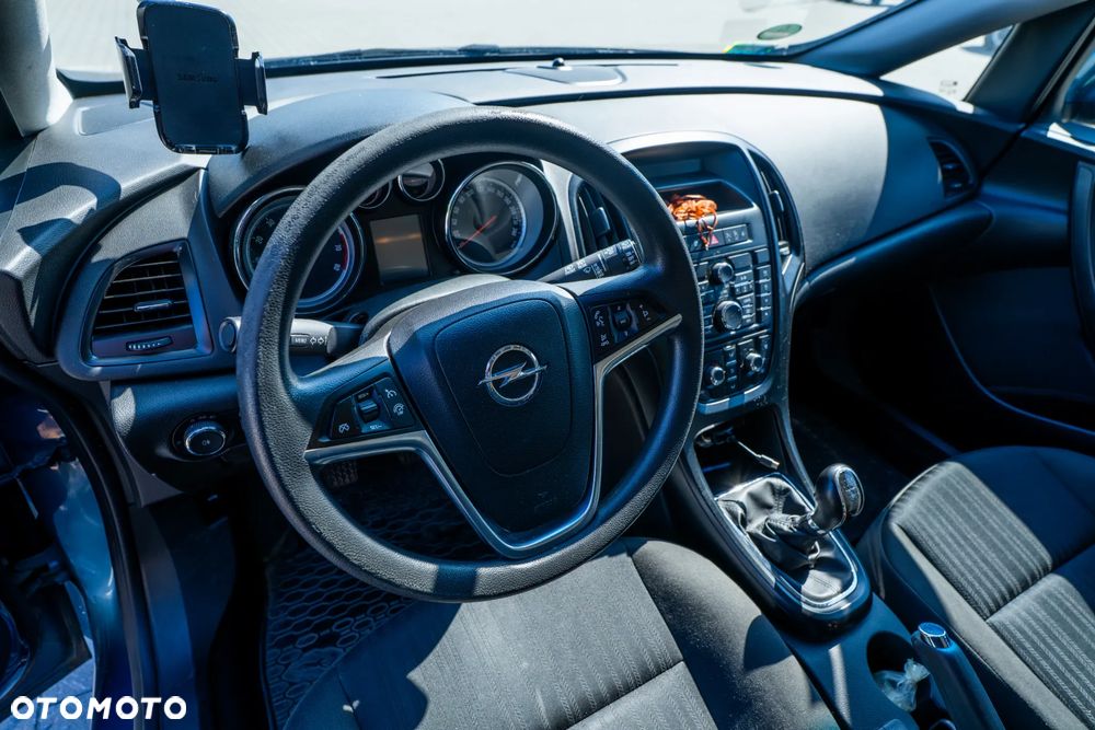 Opel Astra - 12