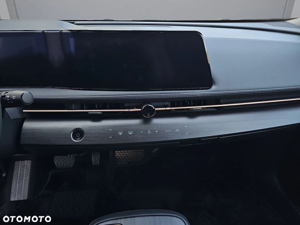 Nissan Ariya 87kWh E-4orce Advance - 29