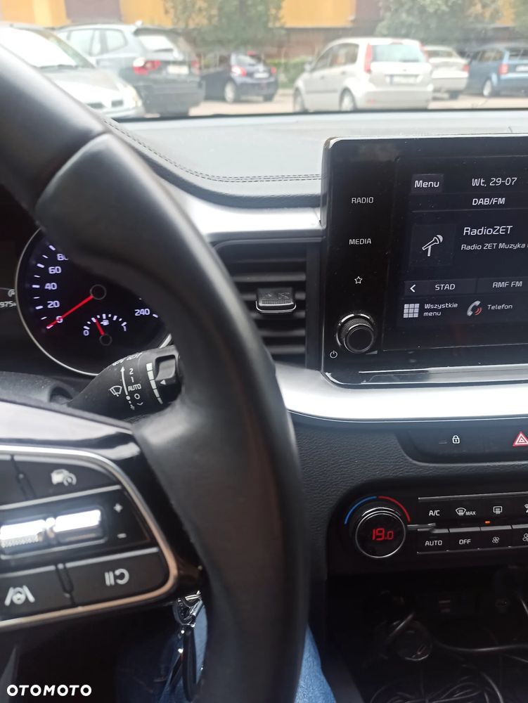 Kia Ceed 1.5 T-GDI M - 7