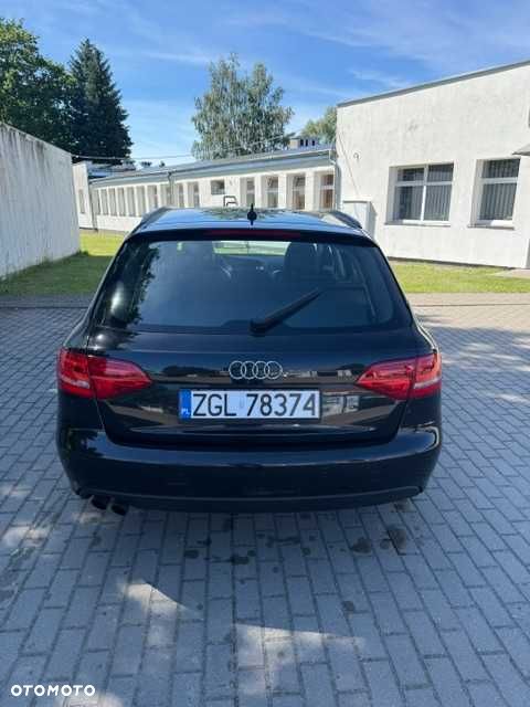 Audi A4 Avant - 2