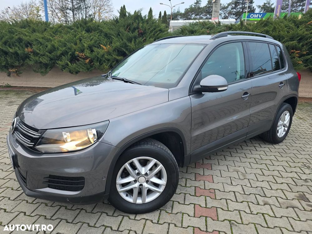 Volkswagen Tiguan - 1