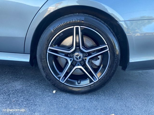 Mercedes-Benz E 300 de 9G-TRONIC AMG Line - 13