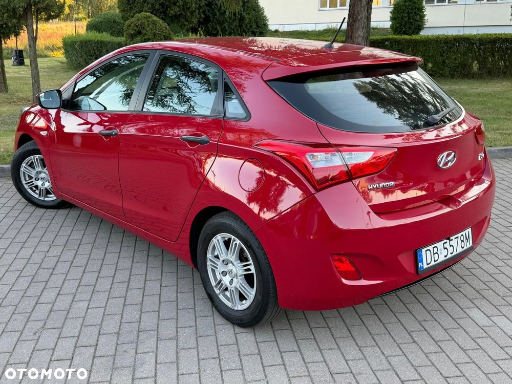 Hyundai i30 1.4 Trend - 18