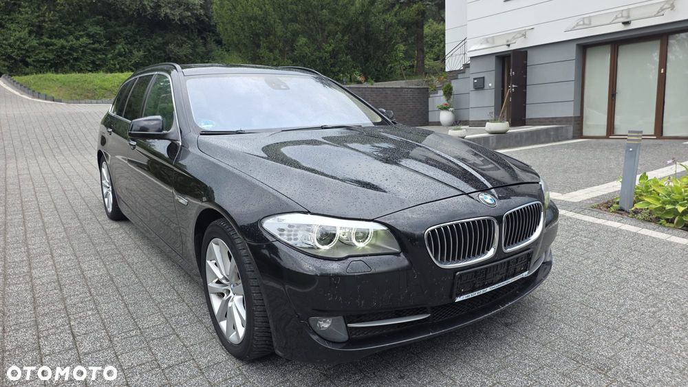 BMW Seria 5 525d - 22