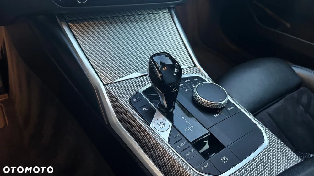 BMW Seria 3 320d M Sport Shadow sport - 28