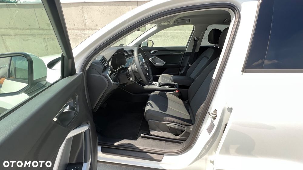 Audi Q3 35 TFSI Advanced S tronic - 17