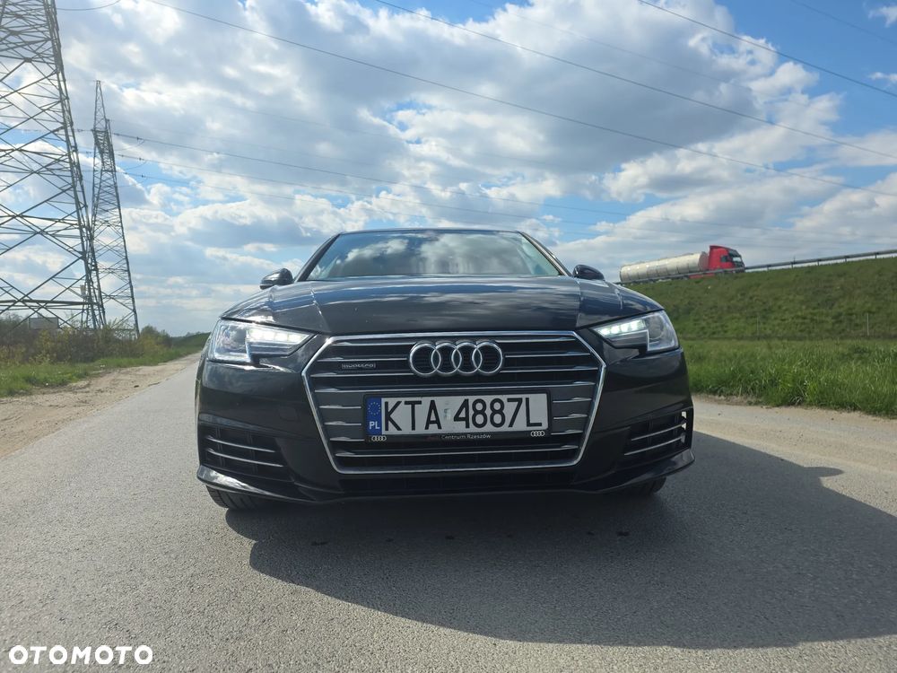 Audi A4 Limousine 2.0 TDI S tronic quattro design - 26
