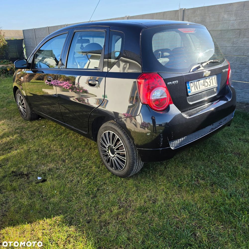 Chevrolet Aveo - 3