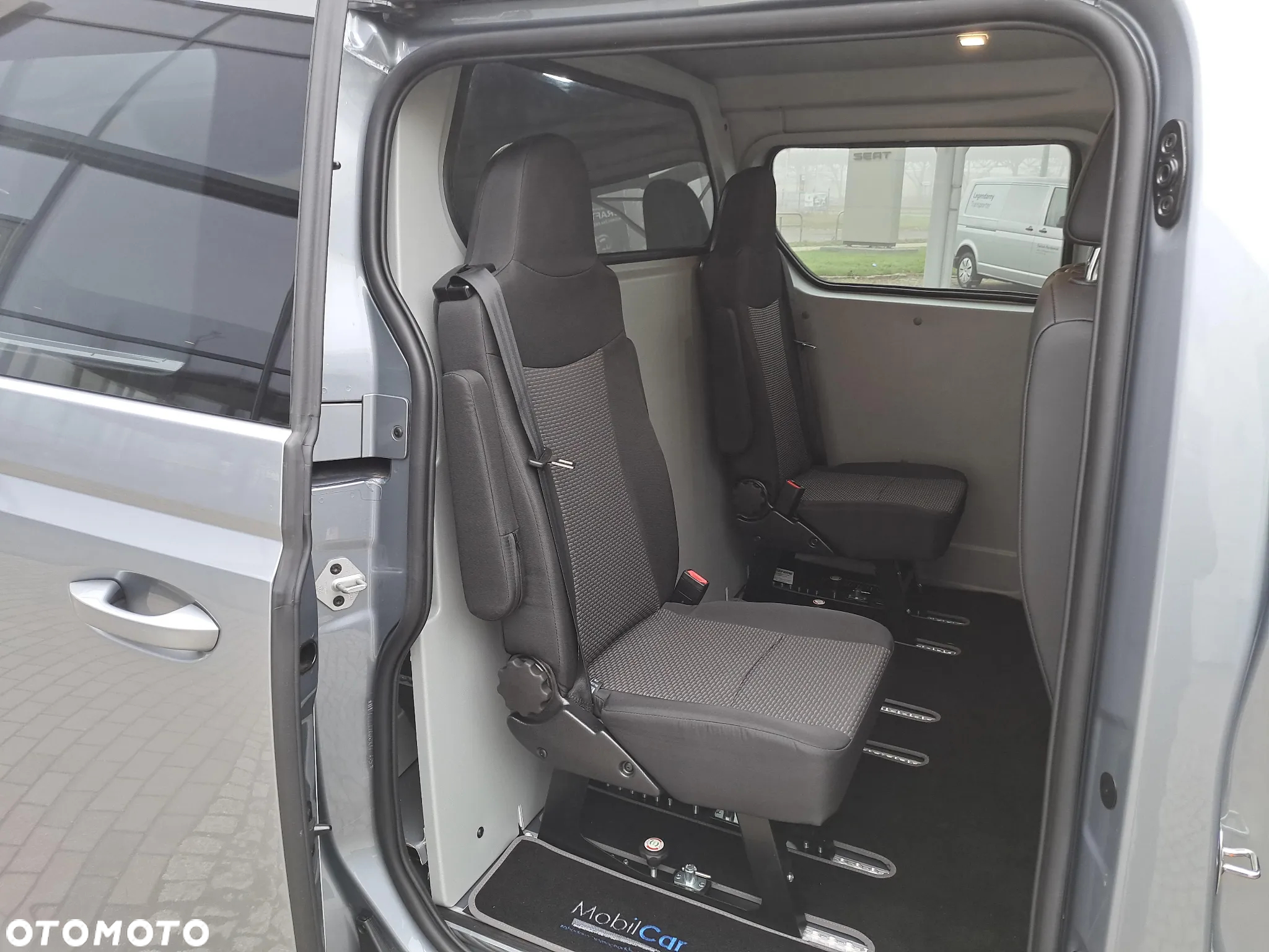 Volkswagen ID.BUZZ Cargo - 11
