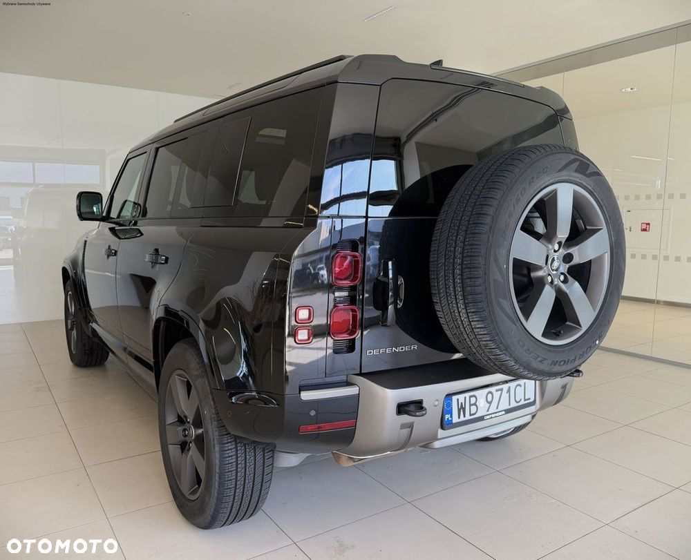 Land Rover Defender - 6