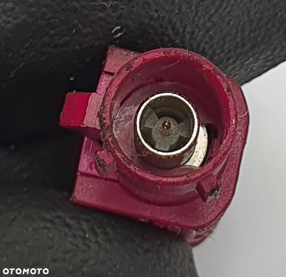 WZMACNIACZ ANTENY MERCEDES W176 W246 A2469054201 - 2