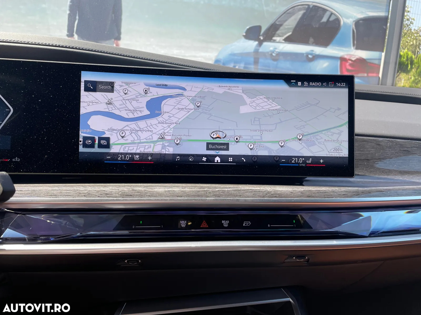 BMW Seria 7 740d xDrive MHEV - 9