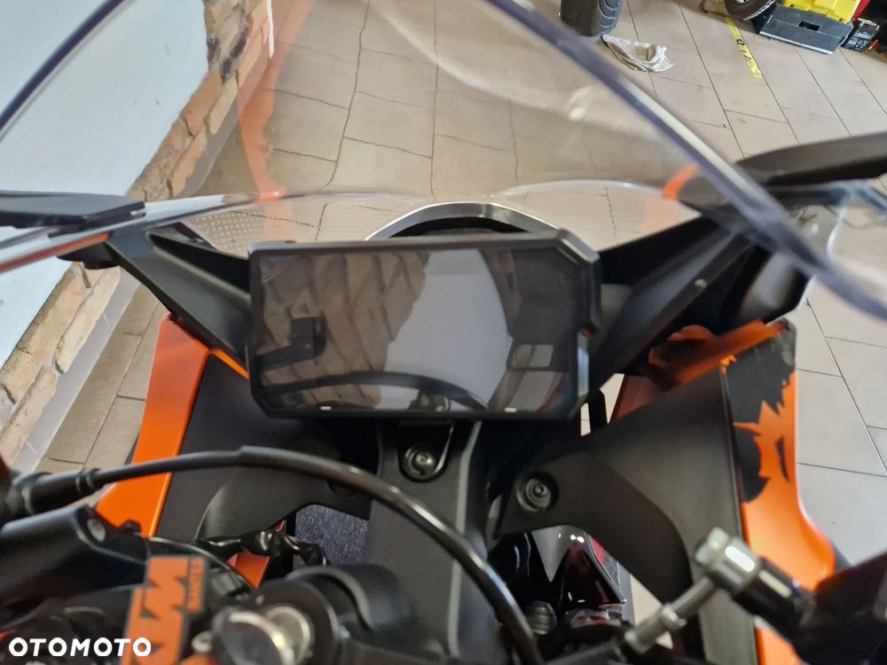 KTM RC 390 - 20