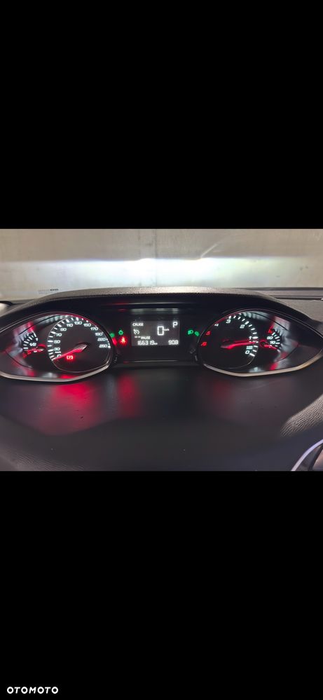 Peugeot 308 BlueHDi 150 EAT6 Stop & Start Allure - 11