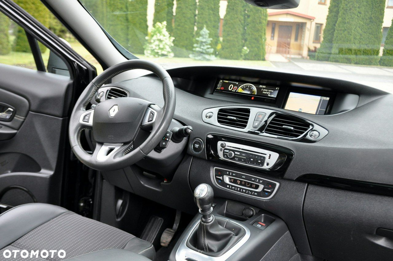 Renault Scenic - 28