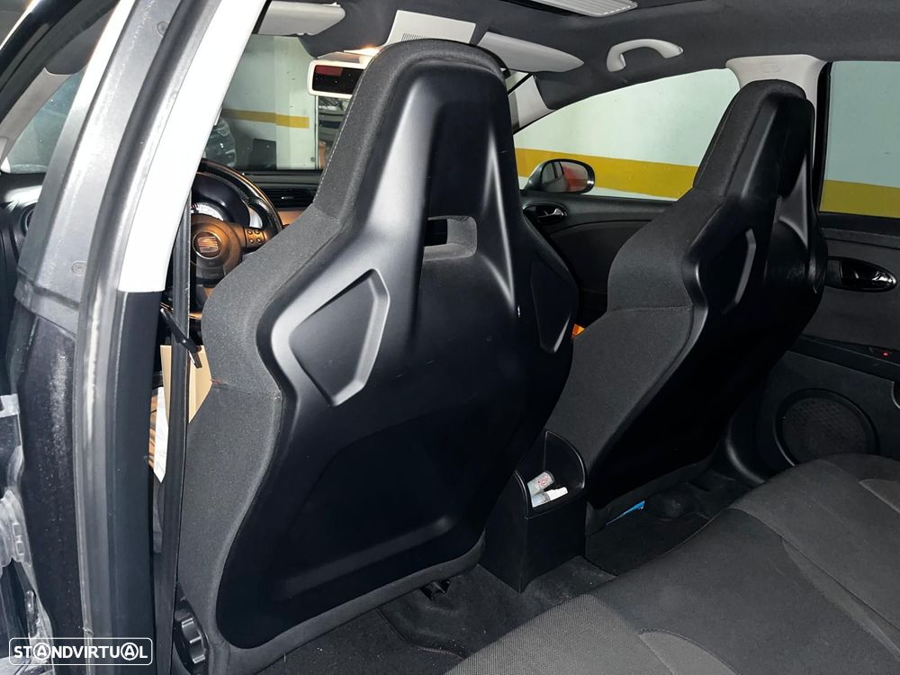 SEAT Leon 2.0 TDI FR - 12