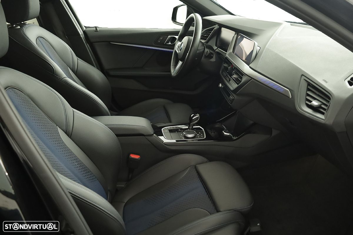 BMW 116 d Pack Desportivo M Auto - 24