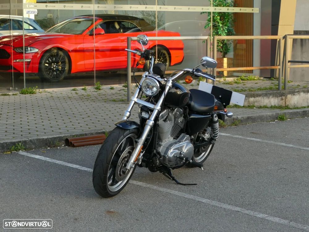 Harley-Davidson 883 - 1