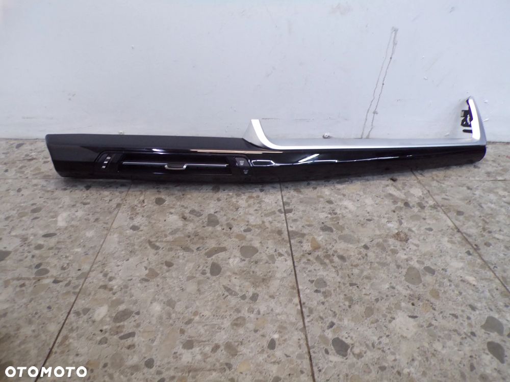 LISTWA DEKOR DESKI BMW X1 U11 - 2