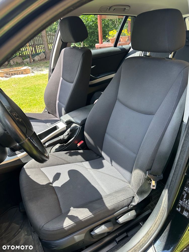 BMW Seria 3 320d DPF - 16