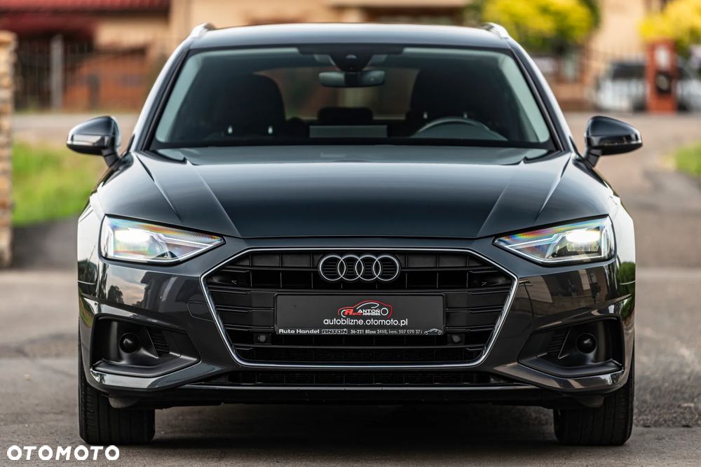 Audi A4 Avant 2.0 TDI ultra S tronic design - 15