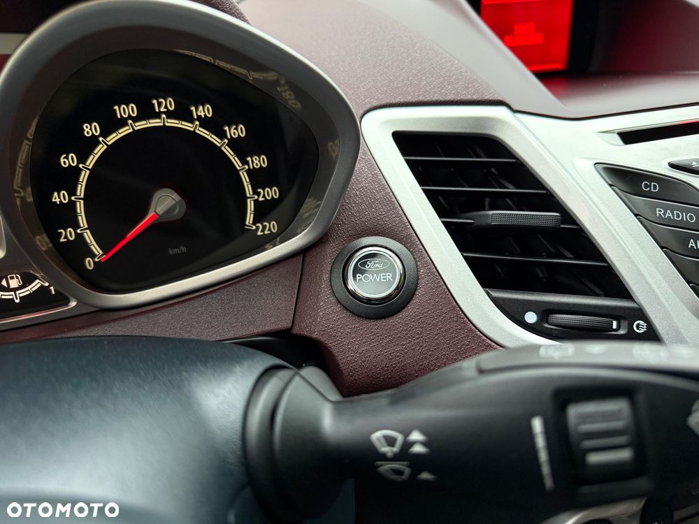 Ford Fiesta 1.6 TDCi Platinium X - 17