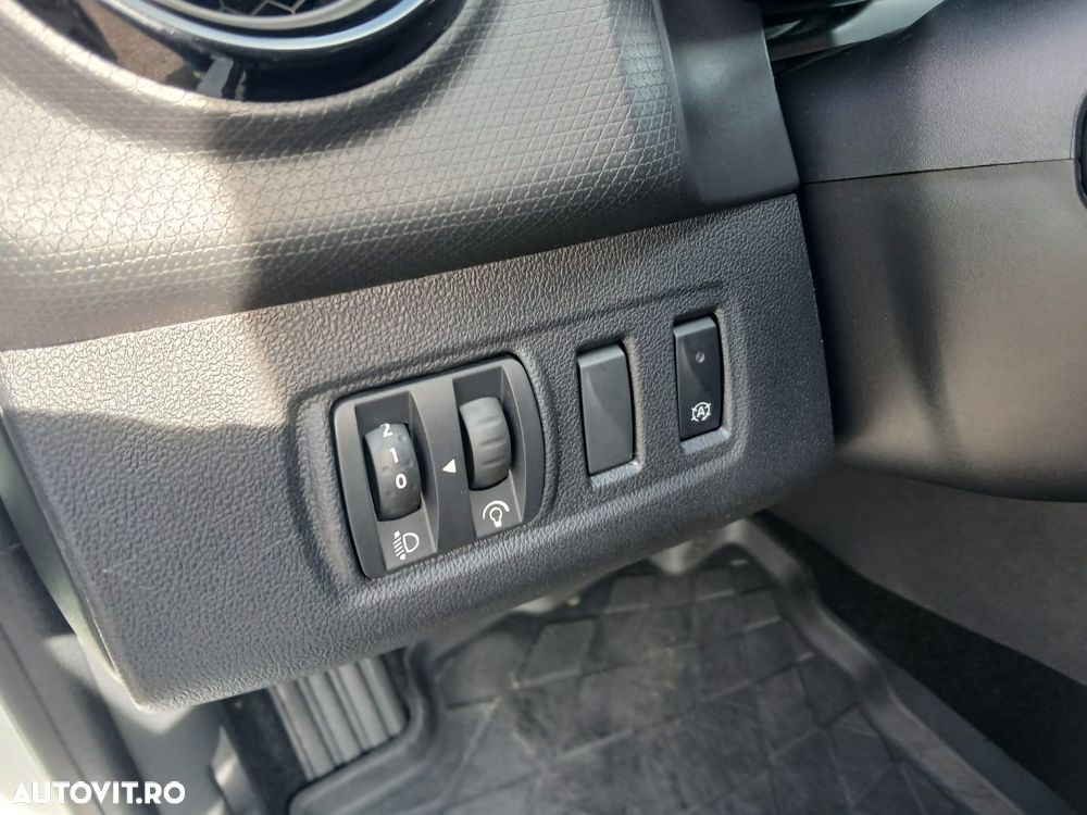 Renault Clio TCe Zen - 10