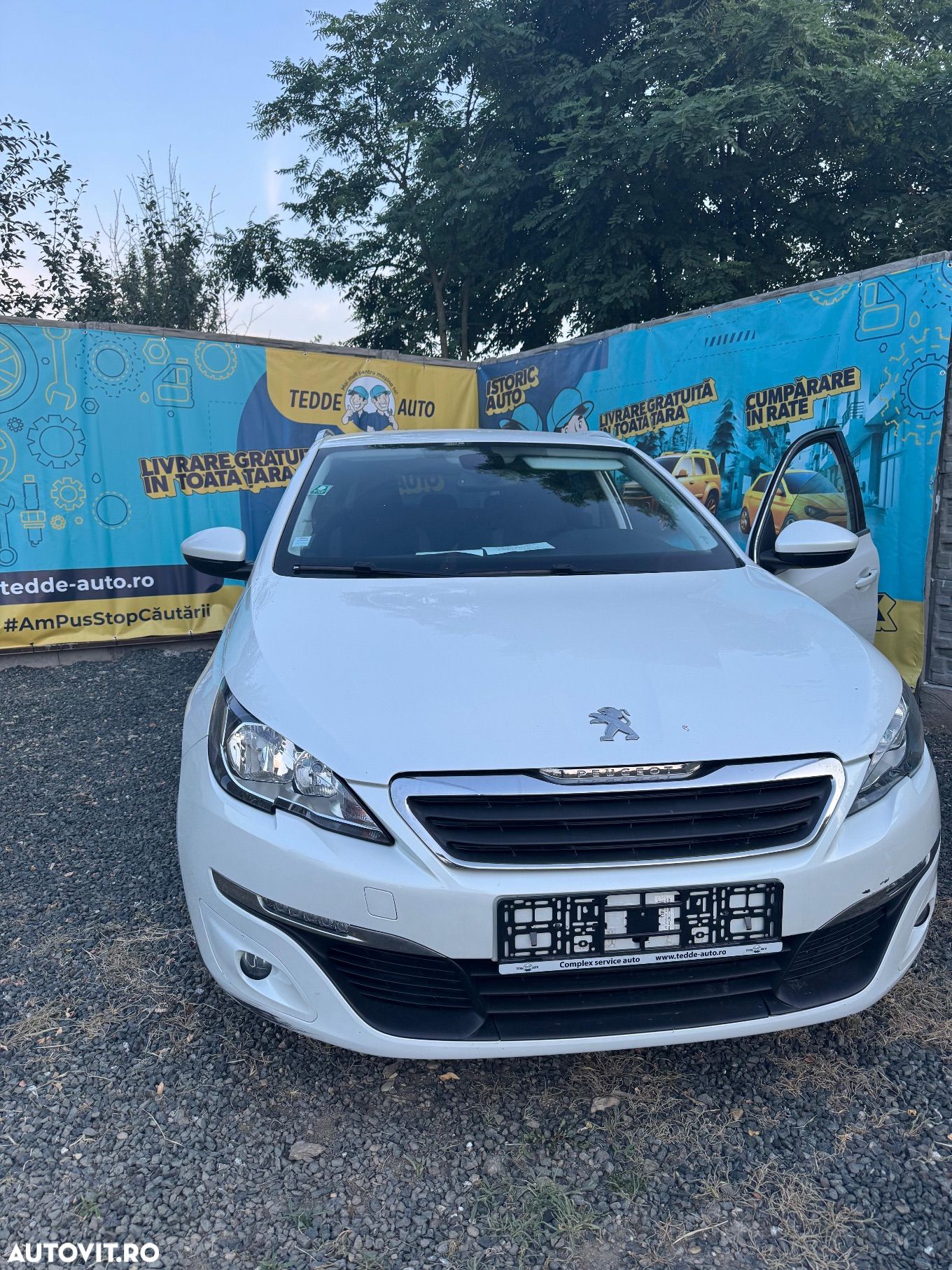 Peugeot 308 1.2 L PureTech Turbo Active - 1