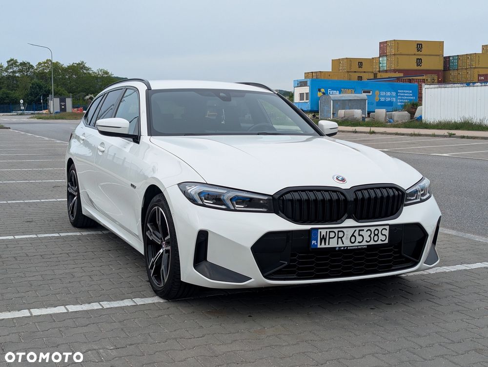 BMW Seria 3 330e PHEV M Sport sport - 3