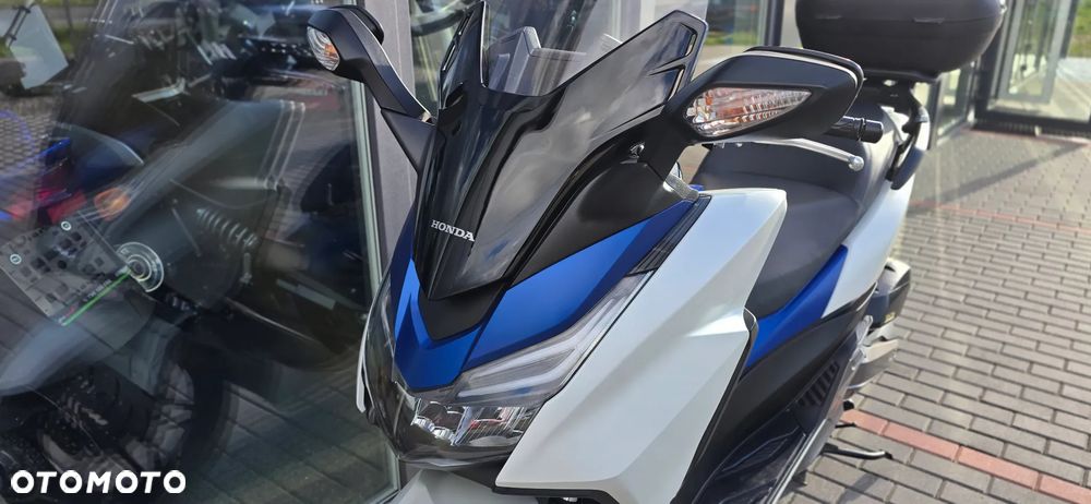 Honda NSS - 33