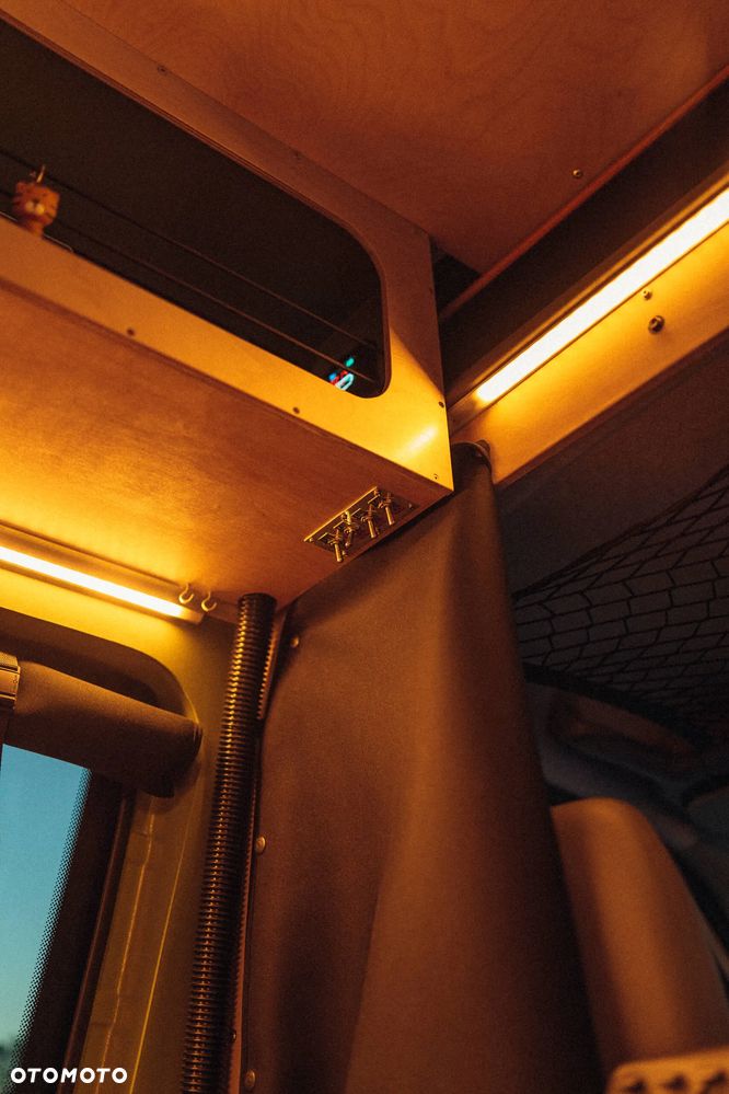 Volkswagen Crafter - 10