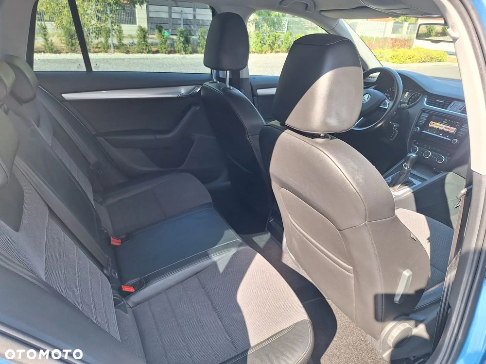 Skoda Octavia 2.0 TDI (Green tec) DSG Style - 31