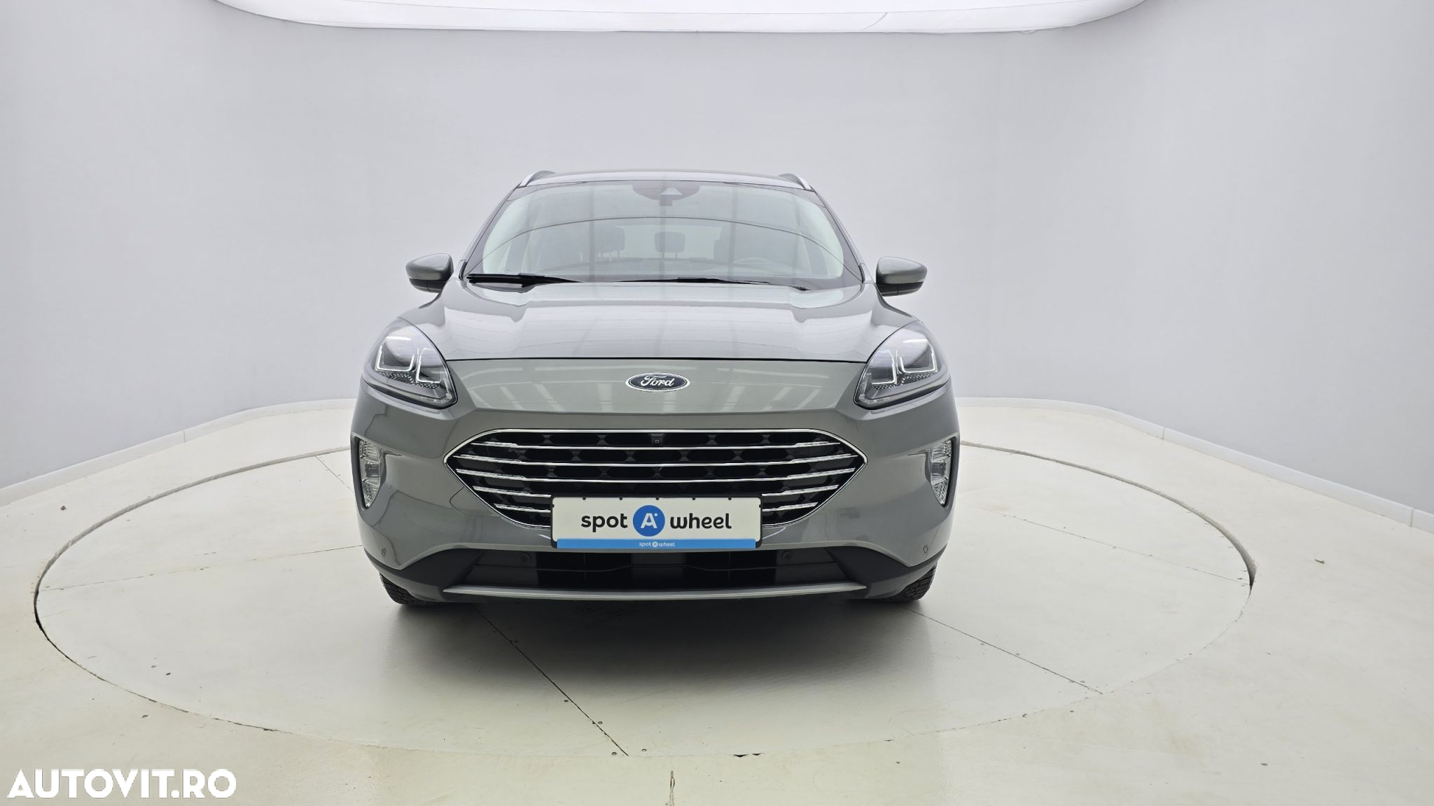 Ford Kuga - 2