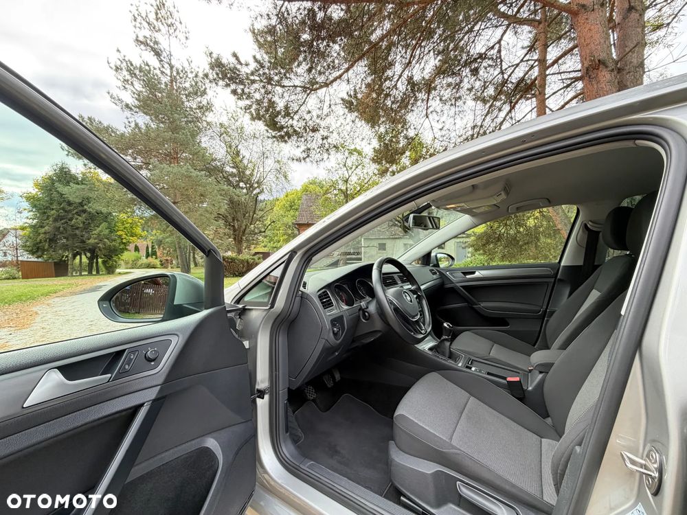 Volkswagen Golf 1.2 TSI BMT Trendline Perfectline - 14