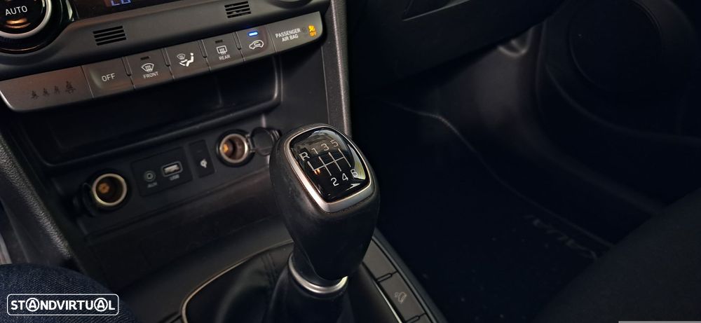 Hyundai Kauai 1.0 T-GDi Pele/Tecido Lima - 11