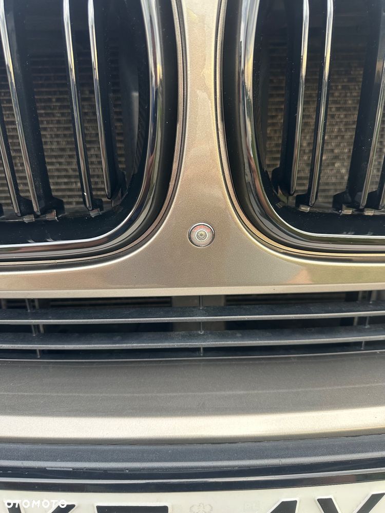 BMW X5 xDrive40d - 10